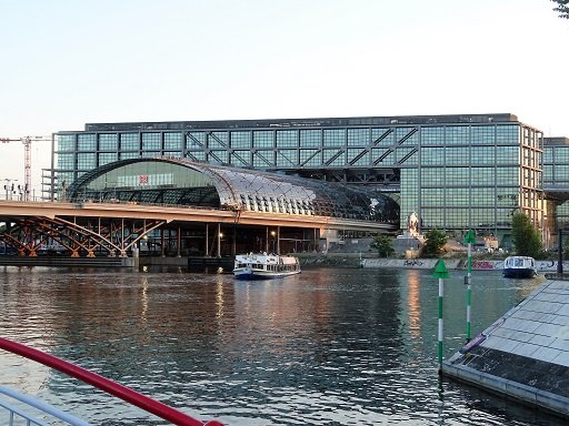 Berliner Hauptbahnhof